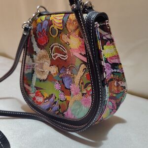 Vibrant Sydney Love Unique Printed Design Faux Pebbled Leather Small Crossbody